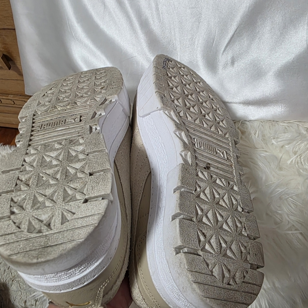 PUMA Women's Beige Platform Sneakers - Picture 5 of 6